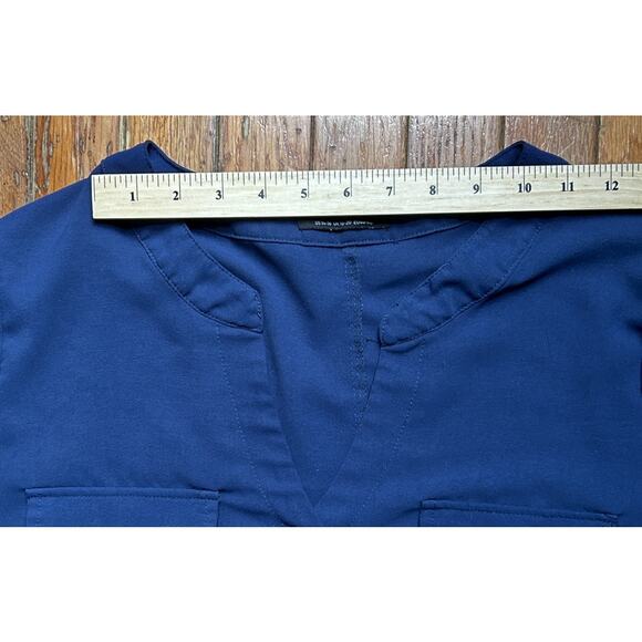 Bloomchic Navy Blue V-Neck Roll Tab Sleeve Flowing Blousem14/16 - Picture 9 of 10